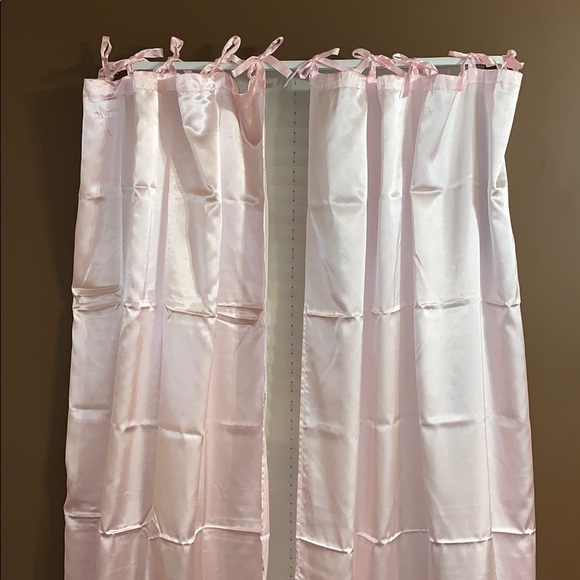 Pink rose bud comforter - Picture 5 of 6